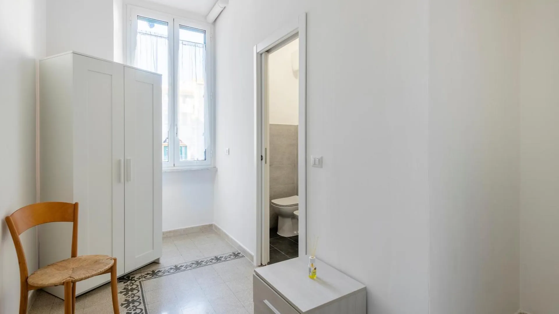 Apartment Elegant 3 Bedroom San Pietro Station 200 Mt Rome