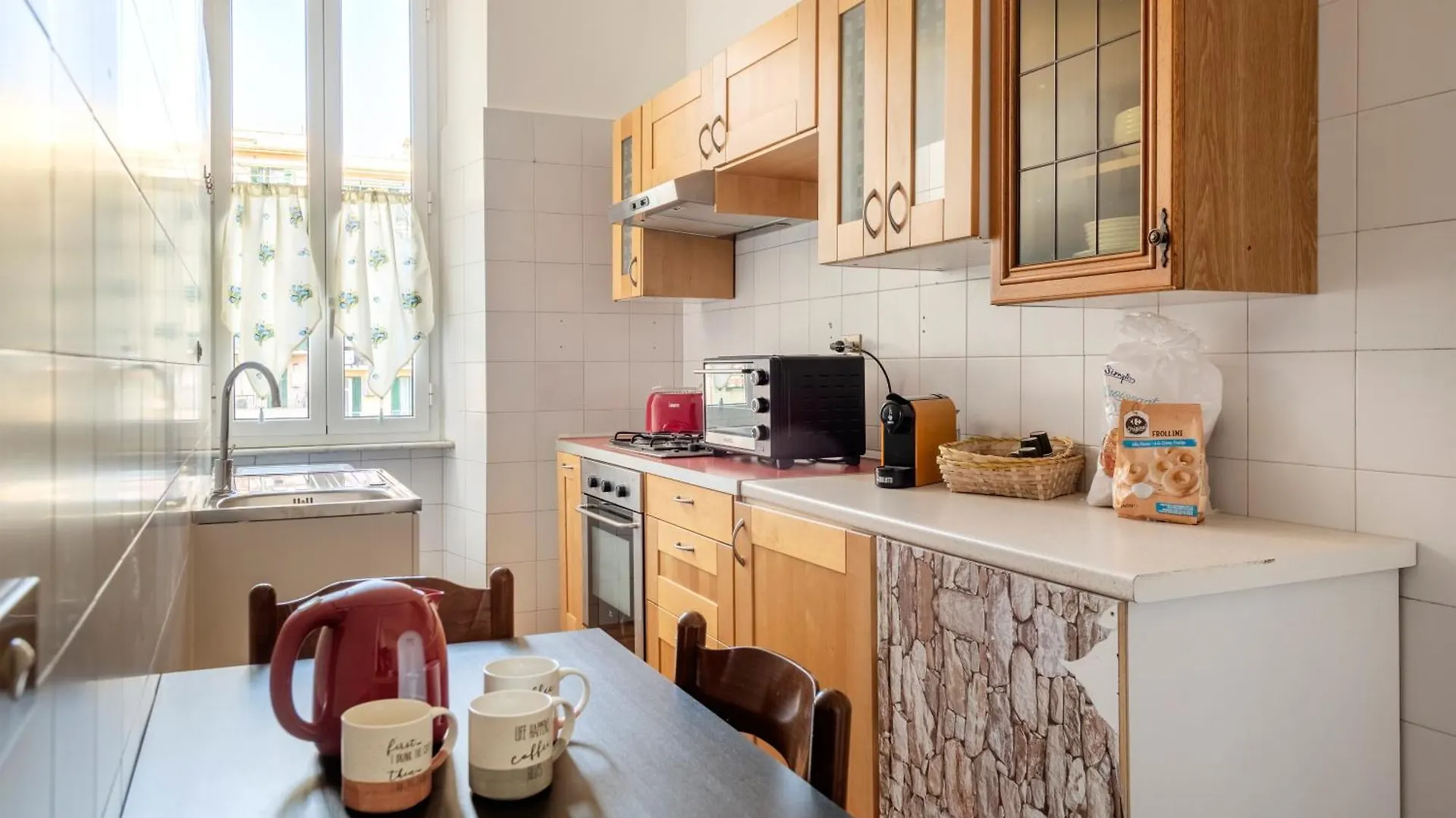 Apartment Elegant 3 Bedroom San Pietro Station 200 Mt Rome