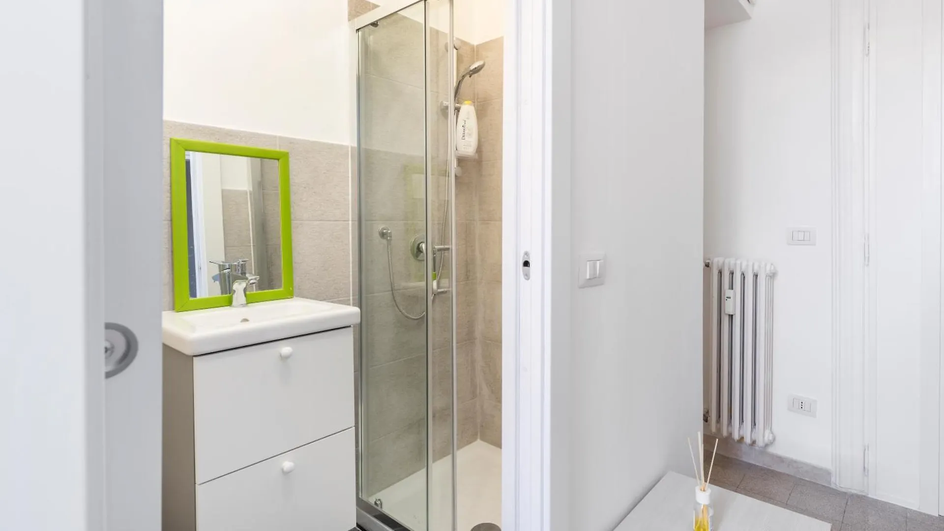 Elegant 3 Bedroom San Pietro Station 200 Mt Rome 0*,